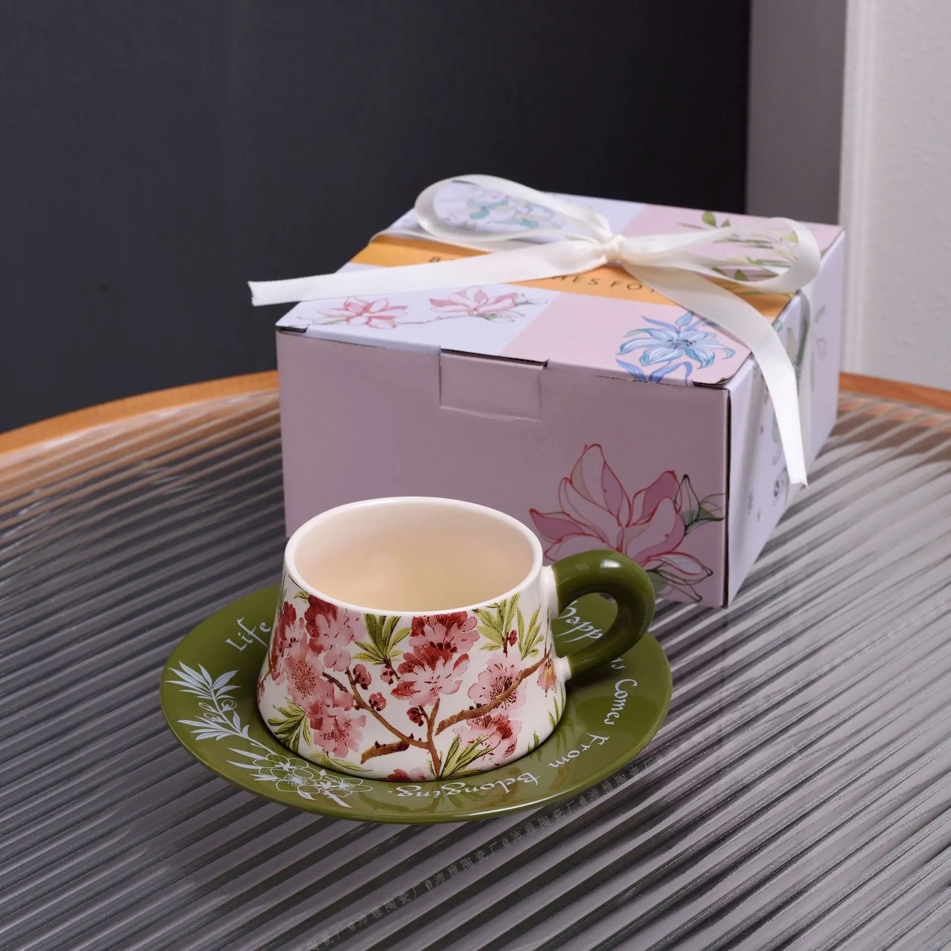 Hot Selling French Retro Oil Painting Jasmine Peach Flowers Milk Coffee Ceramic Cup Plate Set