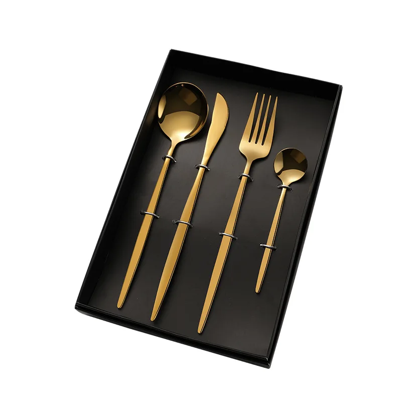 Christmas gift box 304 Stainless steel knife fork spoon four piece set golden steak knife fork Portuguese western tableware set