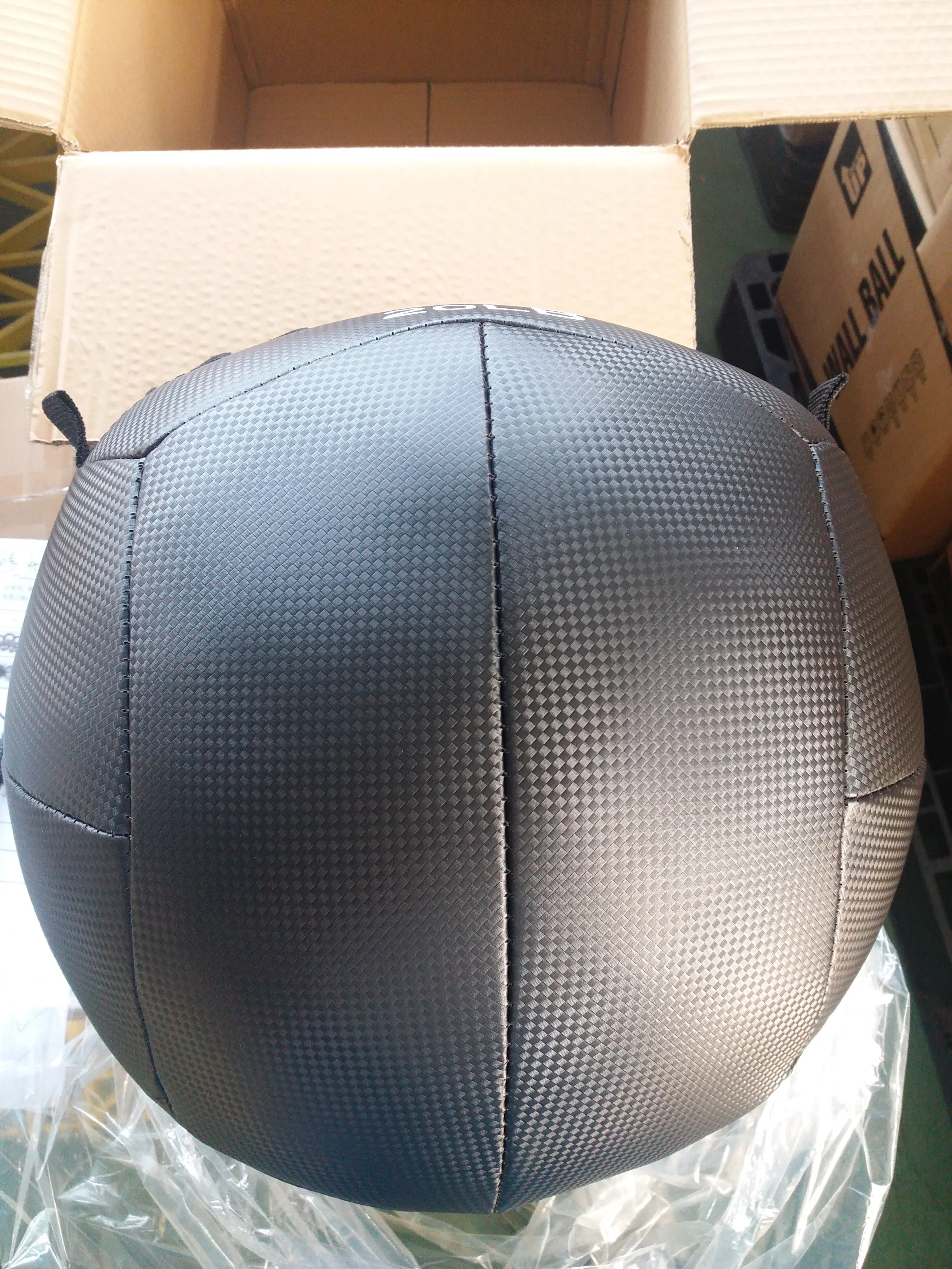 China supply cheap gym equipment cross fitness leather PU wall ball