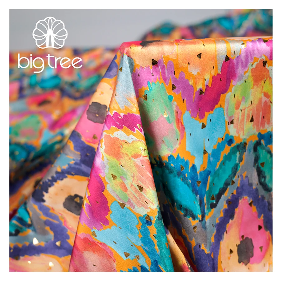 Low MOQ Vintage Floral African Print Gold Foil Soft Polyester Spandex Satin Fabric for Ladies Dress Shirt Scarf Shawl