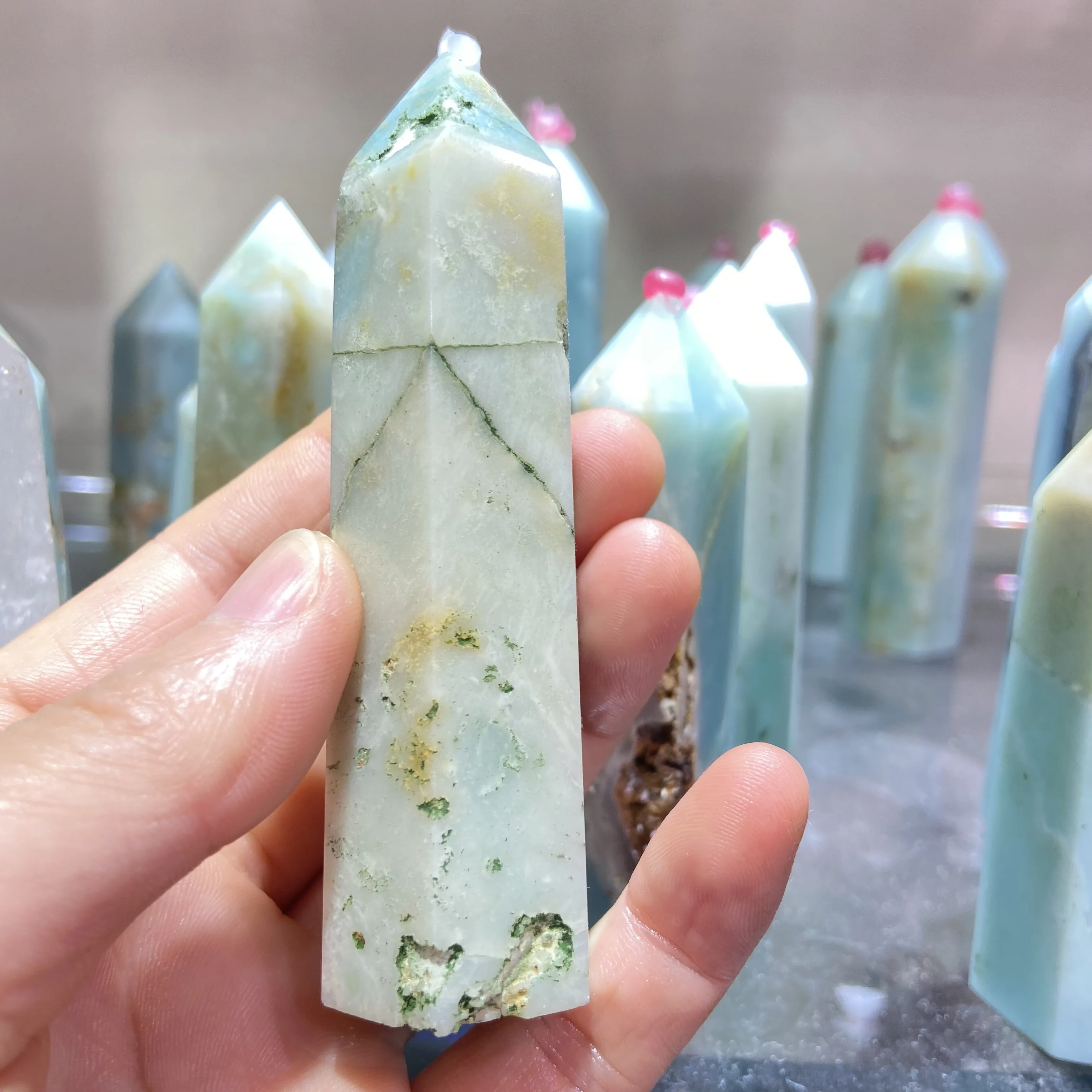 wholesale bulk natural crystal Sky stone Amazon Tianhe stone tower for decoration