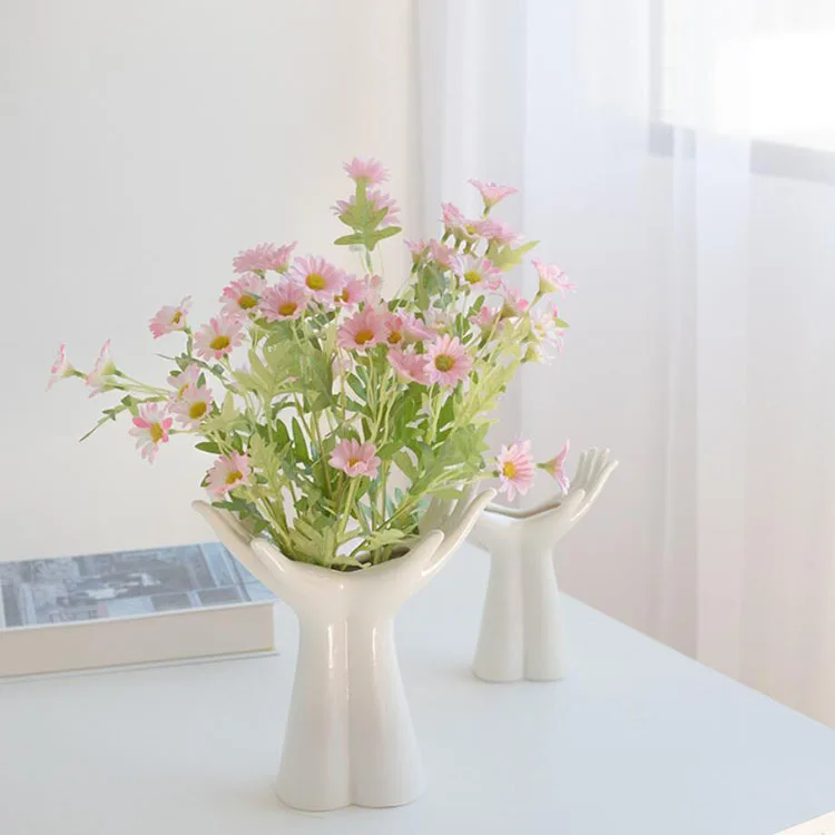 Popular Ceramic Vases Home Decor Porcelain Hand Shape Flowers Vase and Pots Ceramic Vases Jug Tabletop