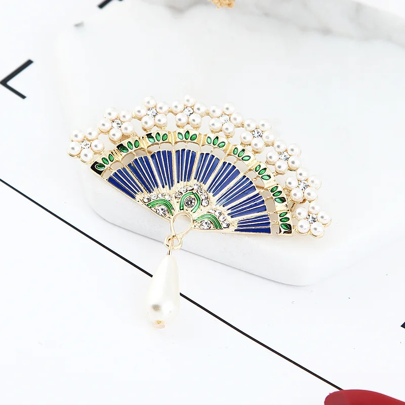 
Retro version of Chinese style delicate oil drop pearl drill bamboo fan pendant brooch 