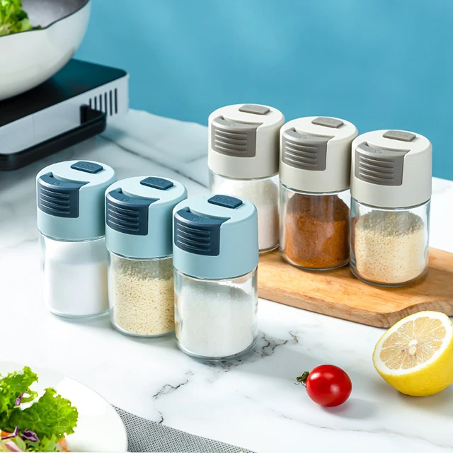2022 Design 100ml Capacity 0.5g Limit Quantitative Push-type Salt Shaker Sealed Moisture-proof Seasoning Bottle For Household