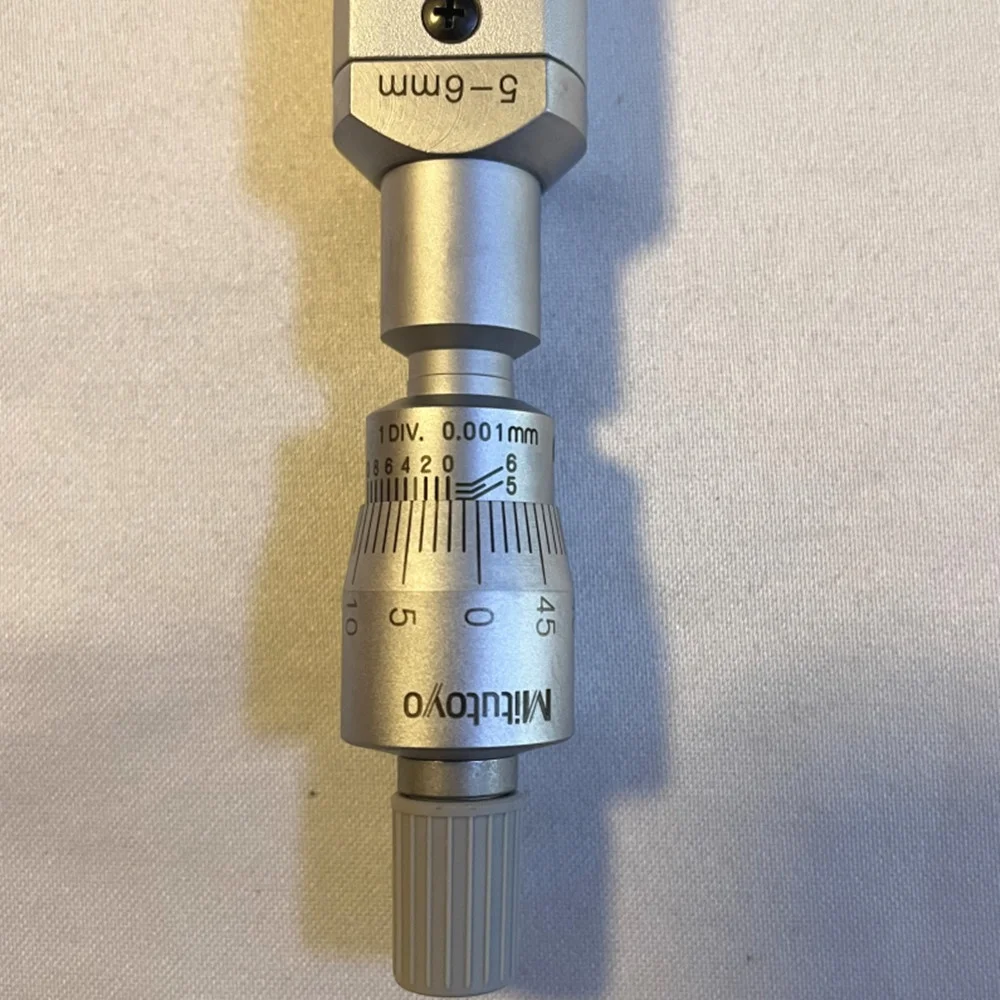 Mitutoyo 368-005 two-point internal micrometer,5-6mm holtest