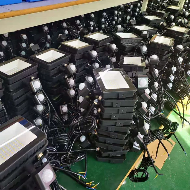 400 watt PIR Motion Sensor LED SMD Flood Light Outdoor 30w 50w 150w 200w 500w