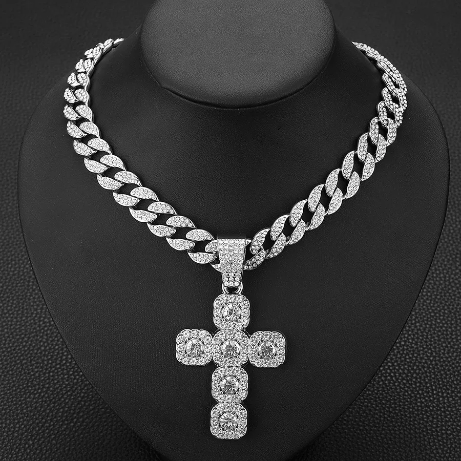 Jewelry cross pendant with round rhinestone hot selling zinc alloy trendy luxury unisex women men wholesale fashion jewelry