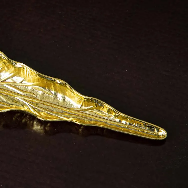 Incense Stick Holder Alloy Leaf Snails Line Incense Metal Crafts Sandalwood Coil Home Decoration