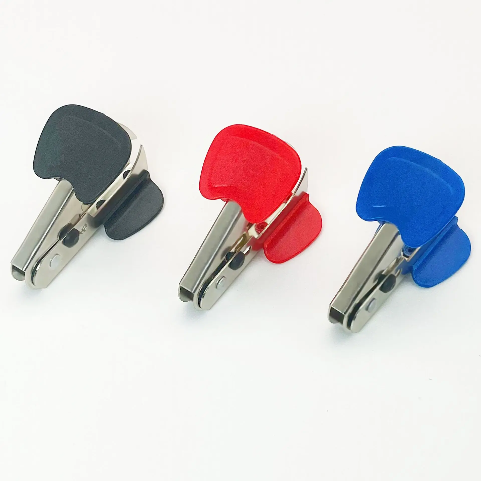 Случайный цвет 1 шт. Мини Портативный стандартная металлическая антистеплер ногтей выдвижной экстрактор для школы и офиса инструмент для переплета-расходные материалы