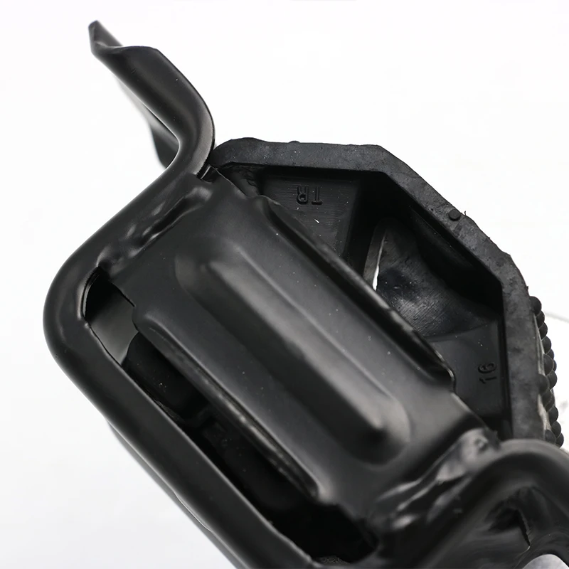 1322200148 Auto Parts Left Engine Motor Bearing Mount For Smart Fortwo 451 2008-2015 132 220 01 48