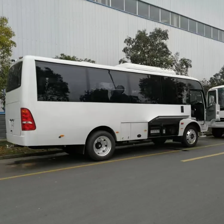 China high quality Dongfeng 4*4 29+1 seats diesel euro 3 right hand spot goods off road bus coach public transport luxury buses