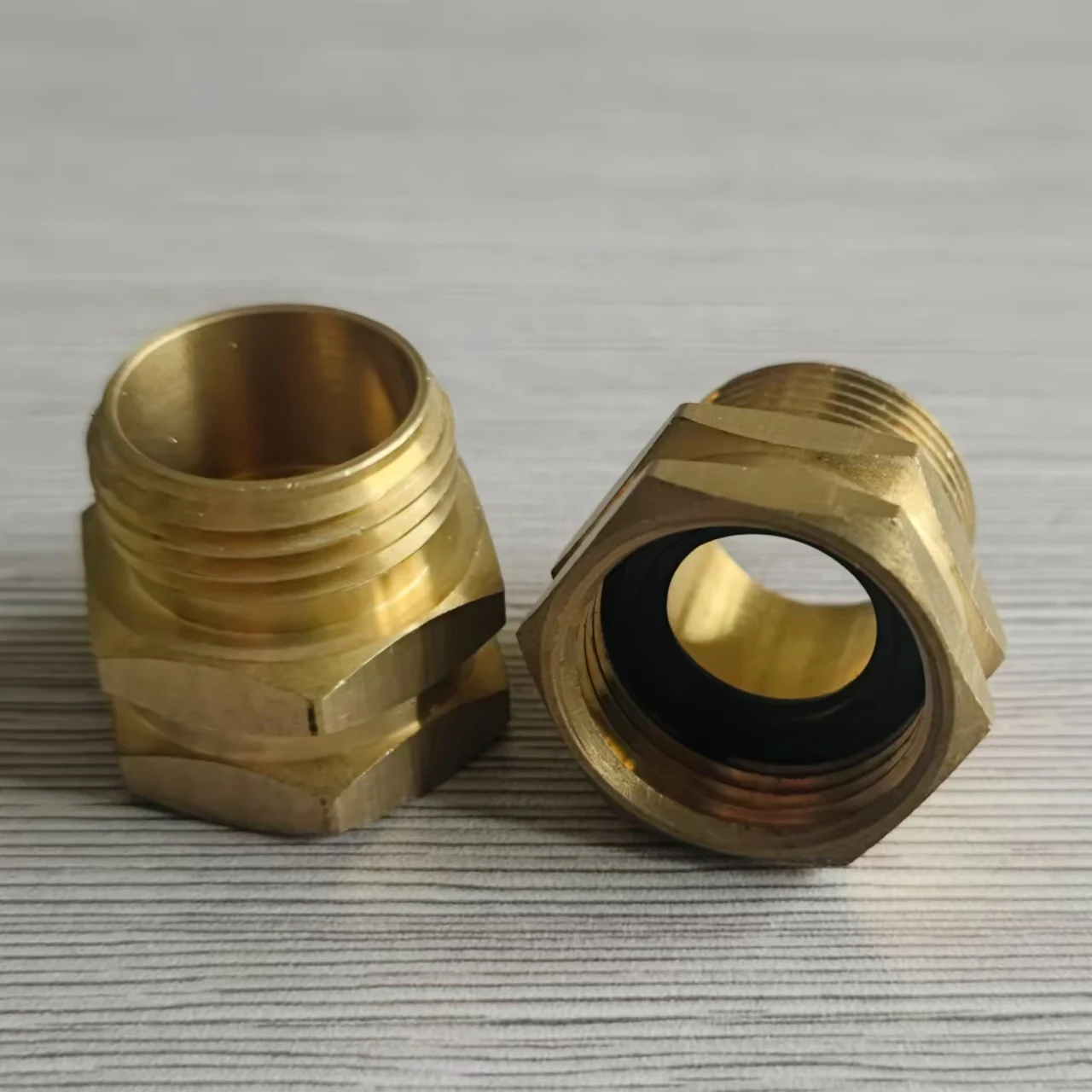 Export USA Standard Faucet Connector Garden Hose Adapter 3/4 GHT Female Thread To 3/4 NPT Male Thread Connector