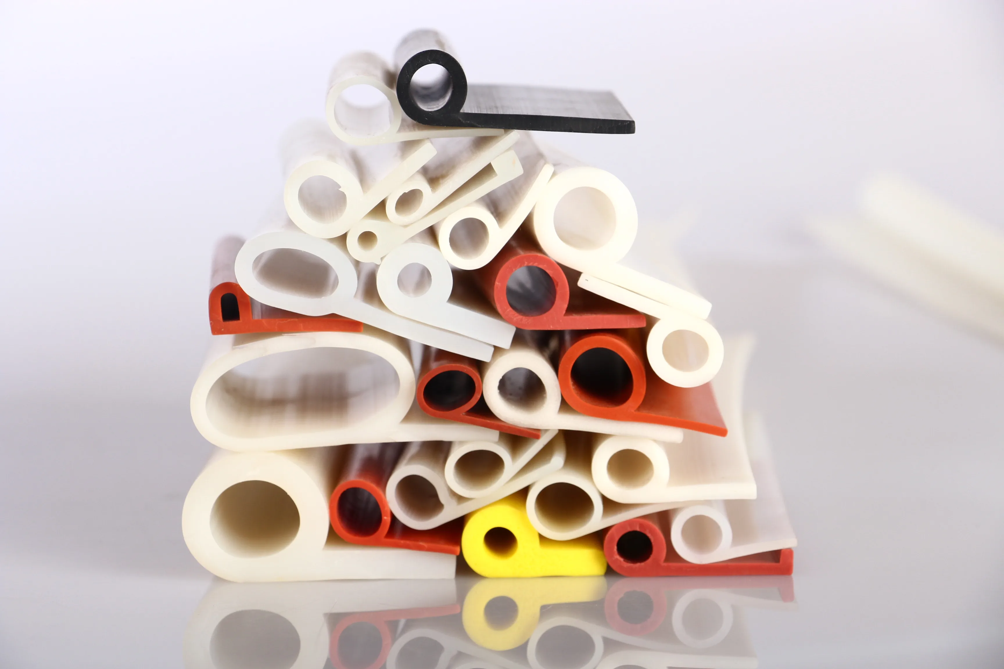 P type silicone door rubber sealing strip