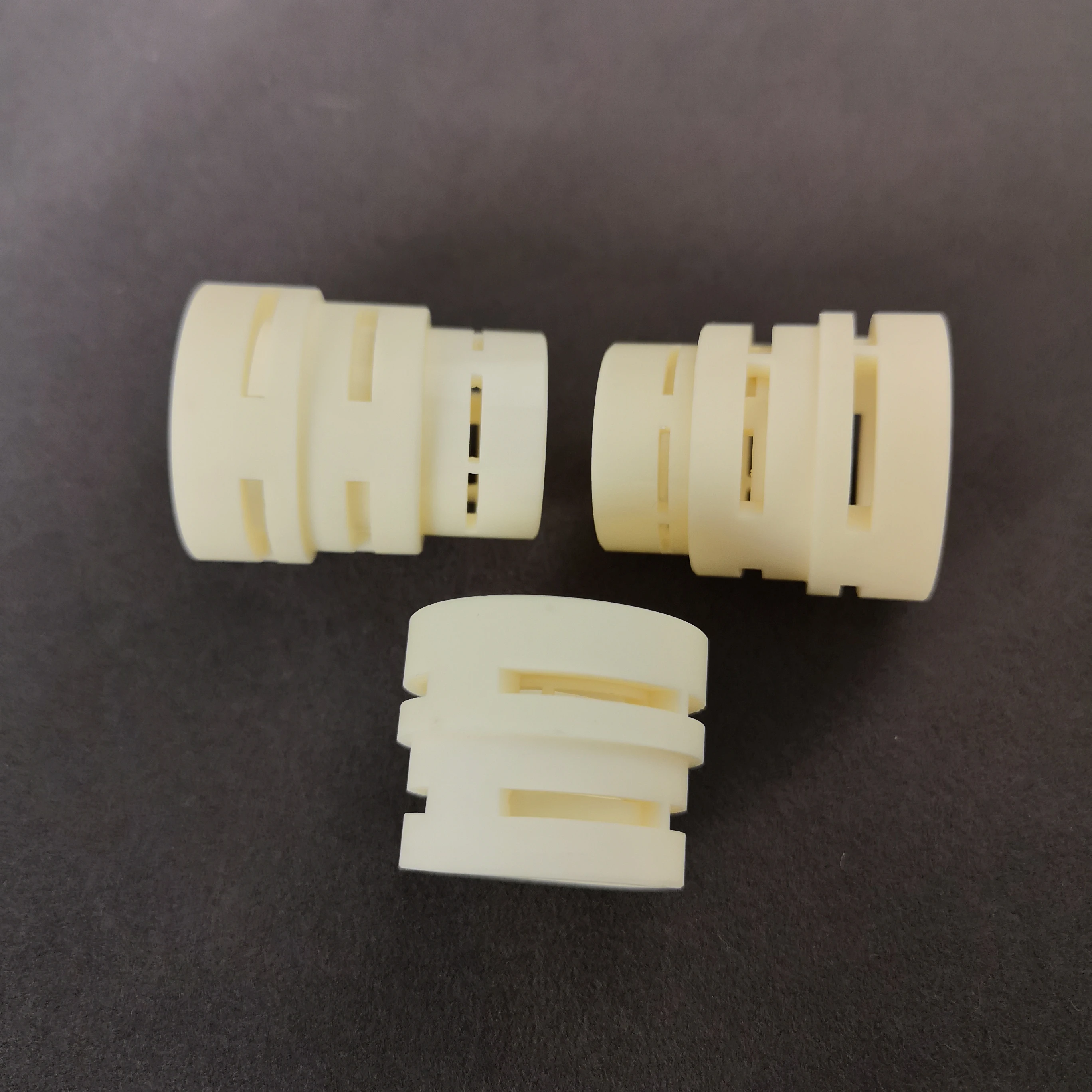 
Advanced 99.5% Al2O3 High Purity Alumina Ceramic Valves with High Precision 