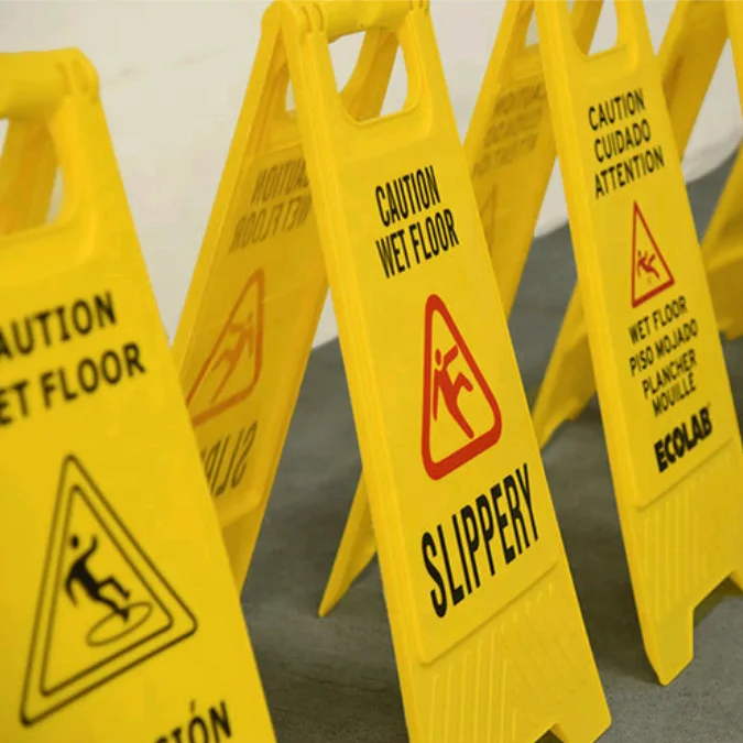 portable solar variable message road A sharp yellow flexibility road traffic symbol board warning sign stand