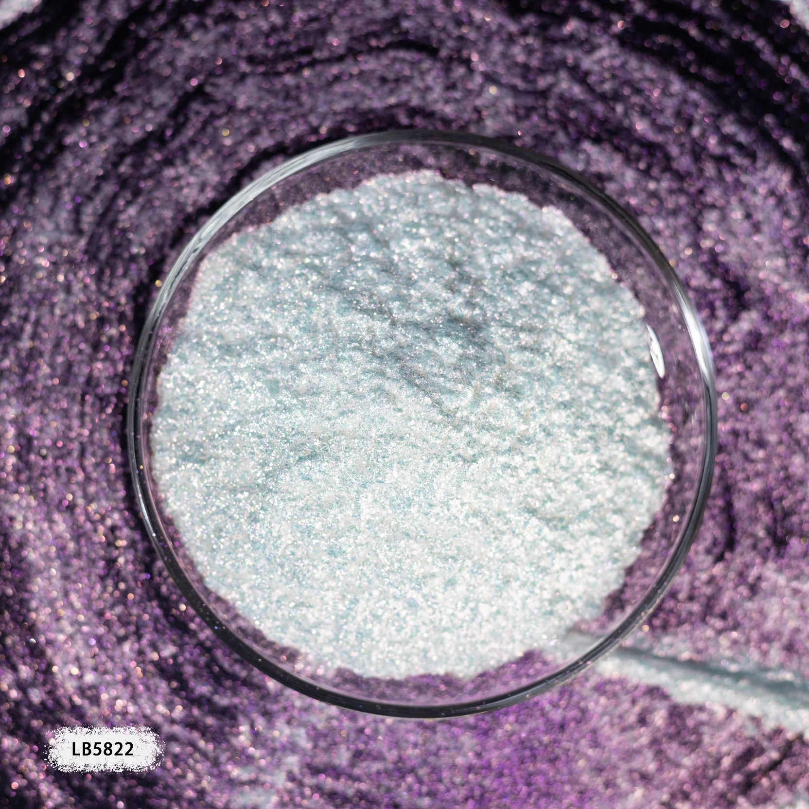 Diamond pearlescent pigment-glass flake pearl pigment