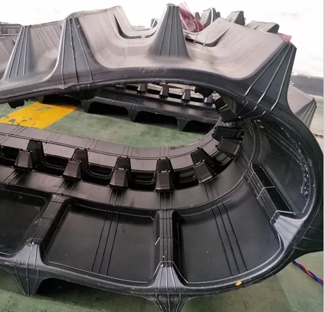 Small Rubber Crawler Skid Steer Loader Robot Bulldozer Track Farm Tractor Agricultural Combine Harvester Mini Excavator Rubber