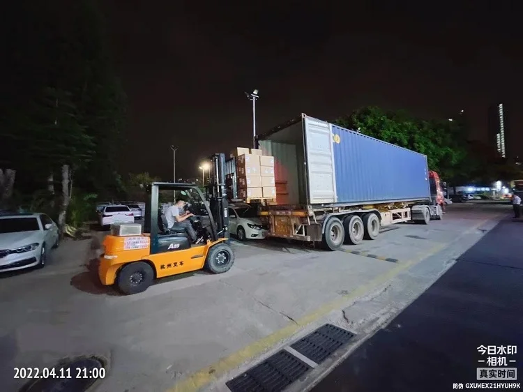 Container loading-1.jpg