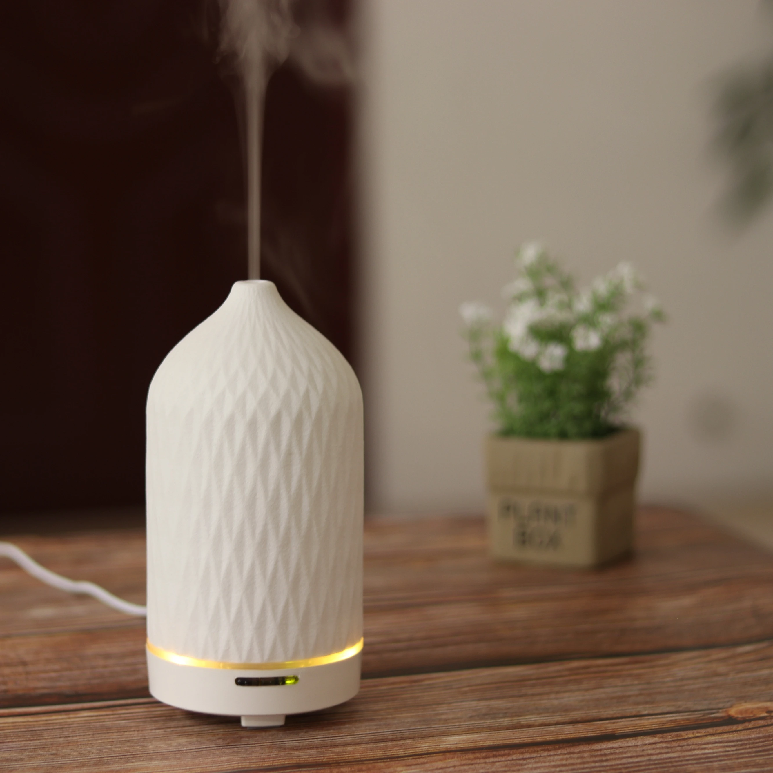 
Essential aroma therapy oil diffuser House decoration ceramic oil flower room diffuser 