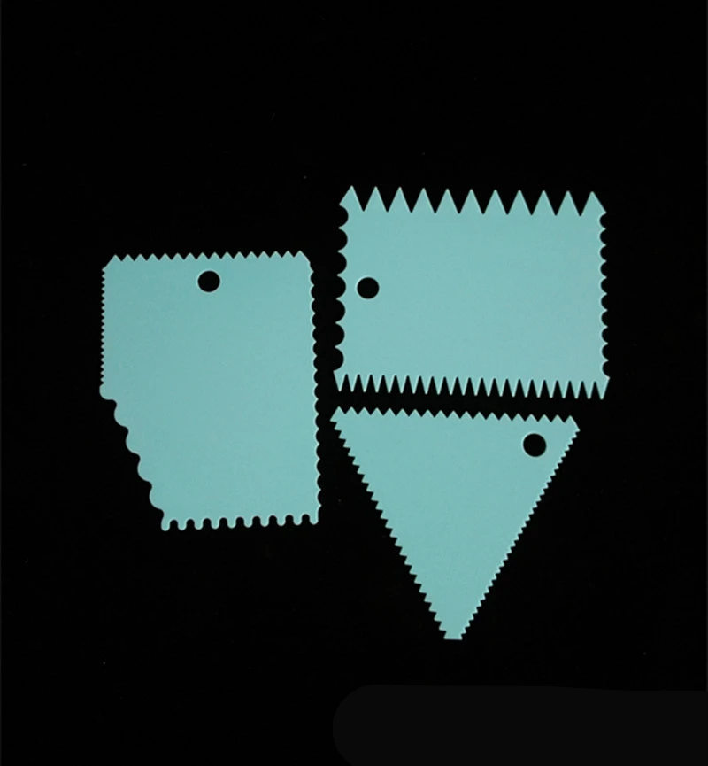 Three-piece rose red and yellow plastic cream cake scraper pastry dough cutting knife