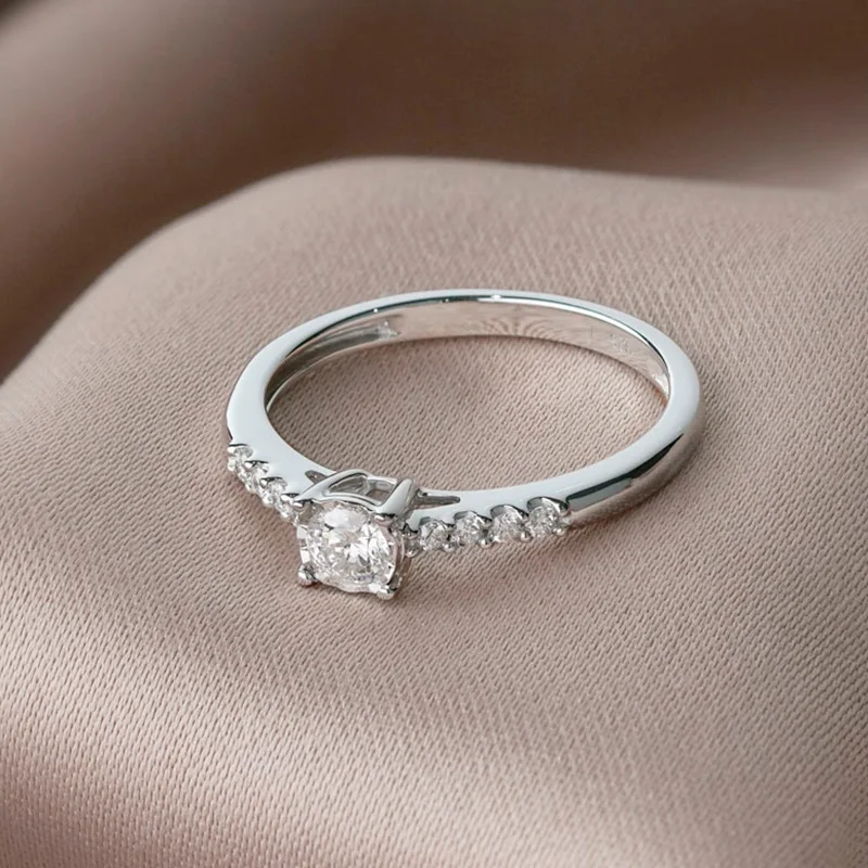 18K Solid Gold Lab Diamond Side Stone Engagement Ring 0.25ct E F G VVS VS Solitaire Diamond Au750 White / Yellow Gold Ring