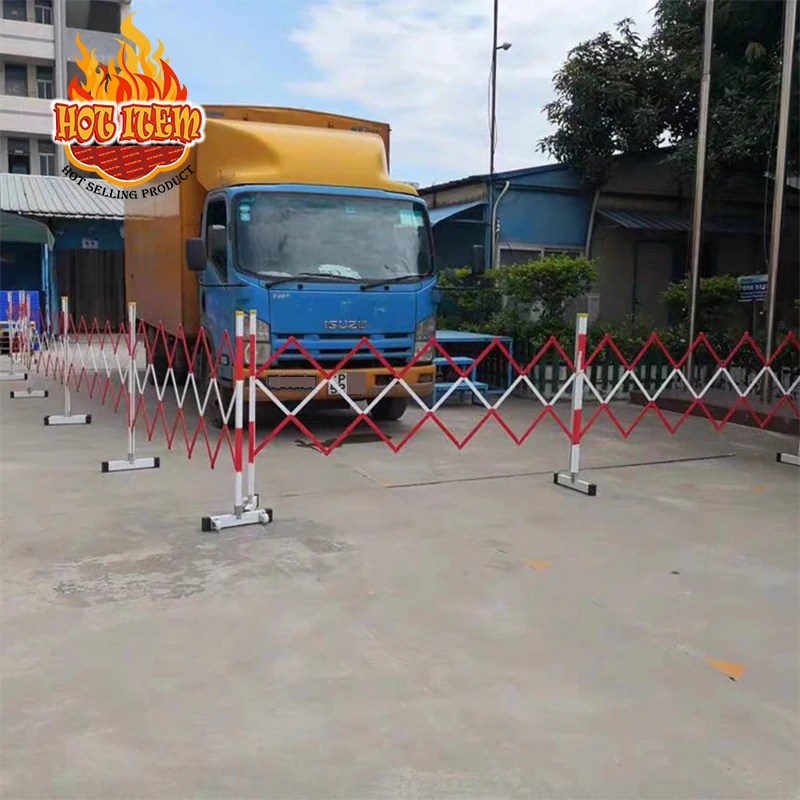 High Quality Expandable Steel/Iron Traffic Barrier Telescopic Fence for Out Use Road Isolation Barricade