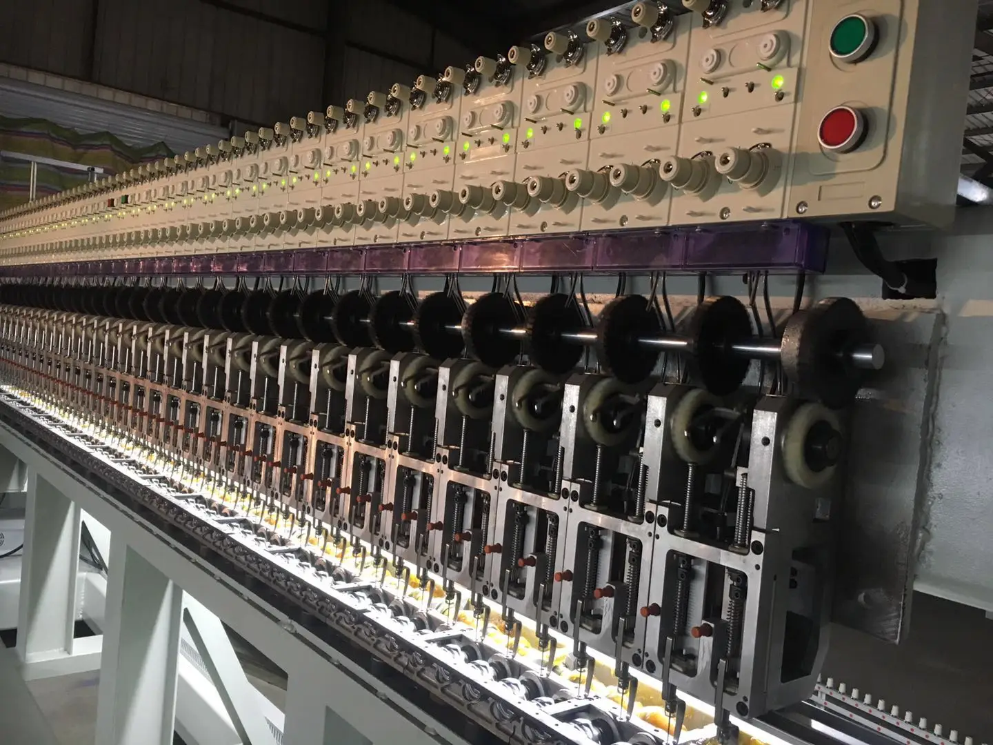 high speed computerized quilting embroidery machine