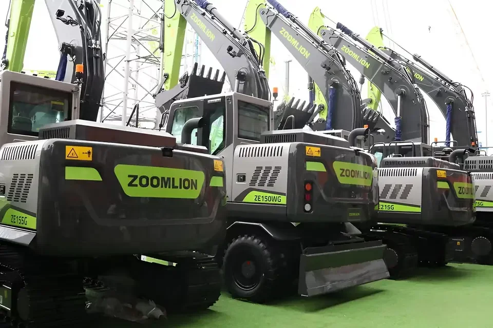 Factory Price Earthmoving Machine ZE150WG 15 Ton Digger Wheel Excavator with Spare Parts