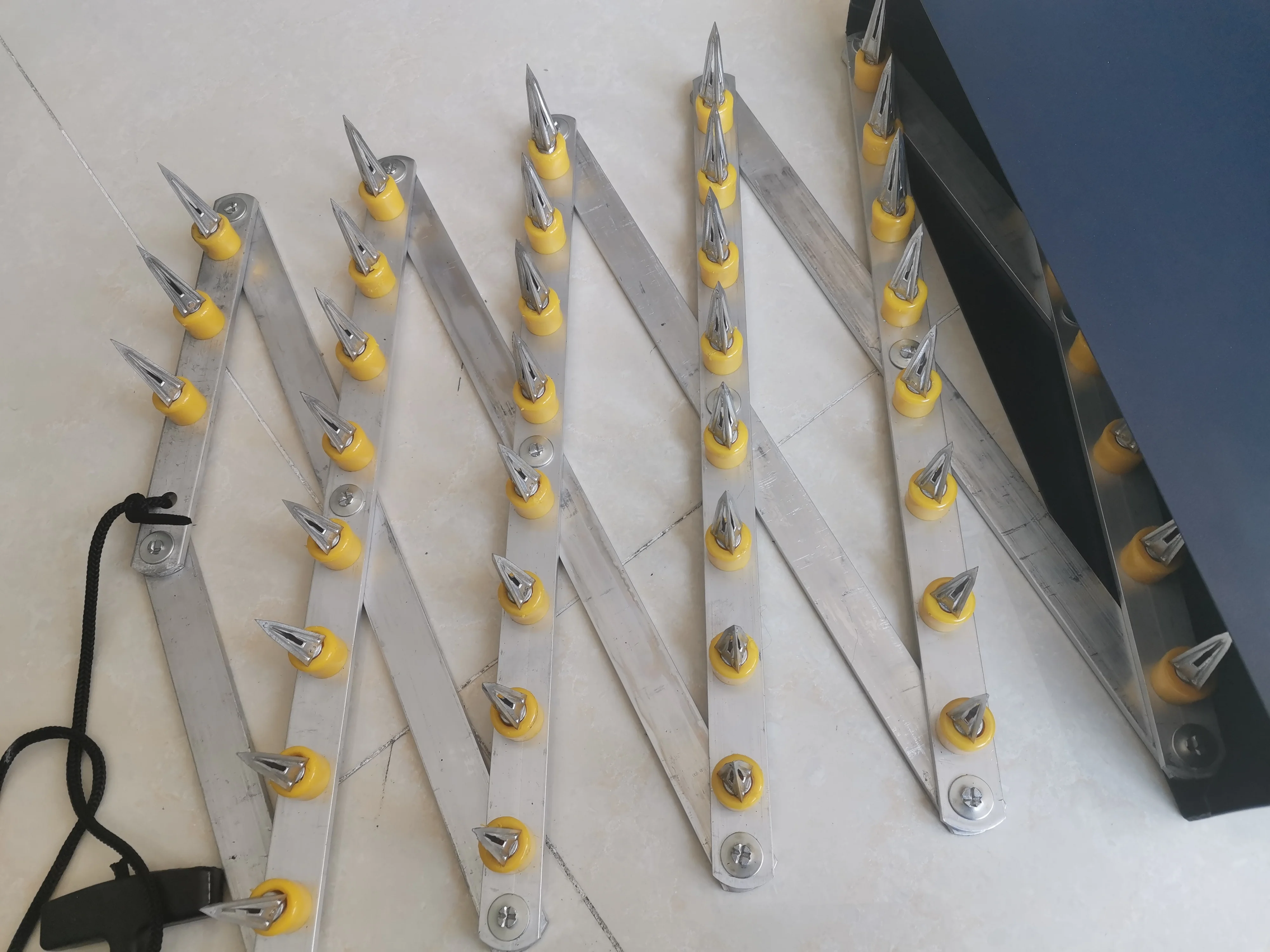 Kelin Traffic Equipment KL-SX01 Road Blocker