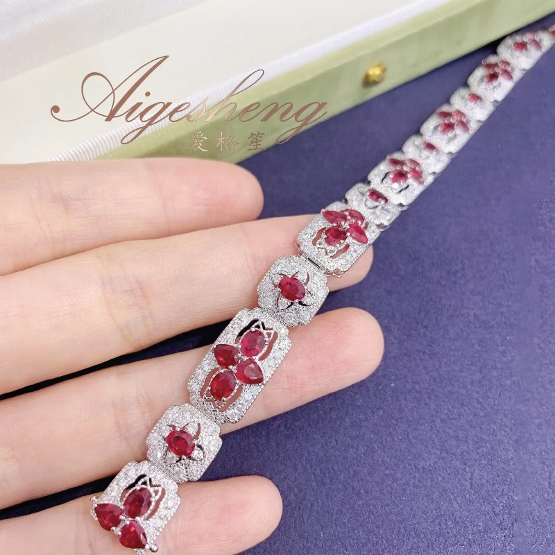 Aigesheng Classic 18K Real Gold Natural Ruby Natural Diamond Rings Au750 Gemstone Jewelry For Ladies