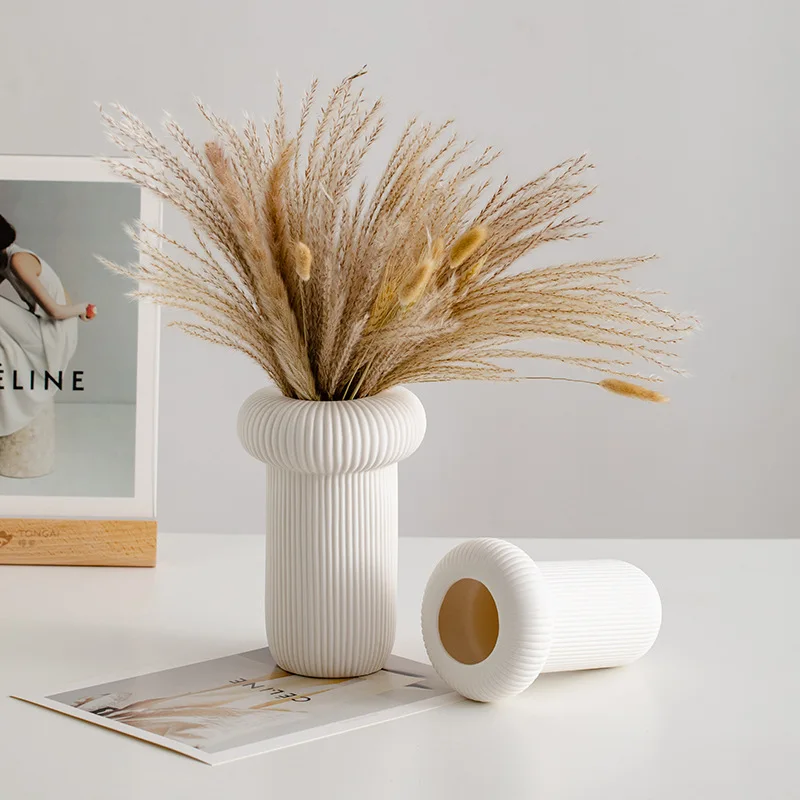 High Quality Home Decoration Nordic Modern Minimalist Decorative Flower Vases White Ceramic Vases For Home decor