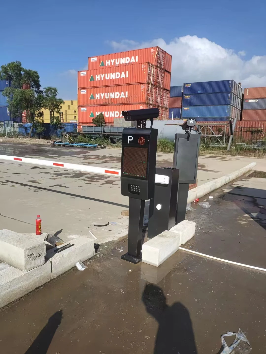 dual spring Dc Brushless Motor 24v Barrier Gate Automatic Boom Barrier Gate With 6m Arm