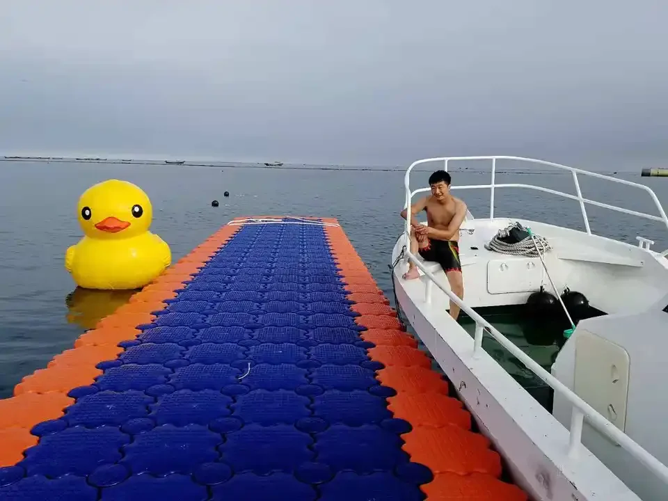 China modular floating/HDPE jetski floating dock/floating dock blocks