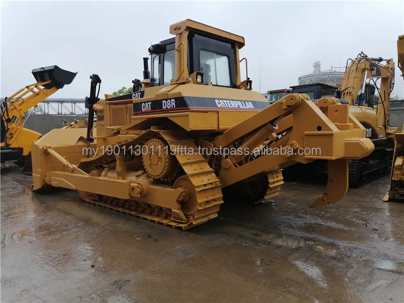CAT D8R (5).jpg