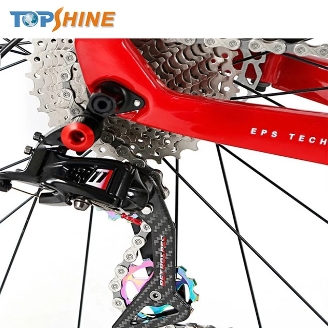 OEM Light Weight 700C Carbon Fiber Road bike with GPS Stereo Music box