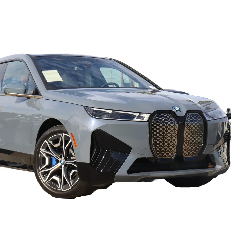 2022 BM-W полноприводный электрический автомобиль с бензиновым газом и 8-л двигателем панорамный люк на крыше