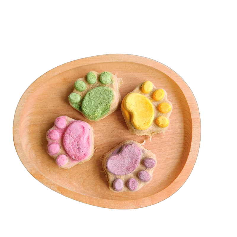 cute shape cat snacks cat grass treats for kitten China dried capelin shrimps