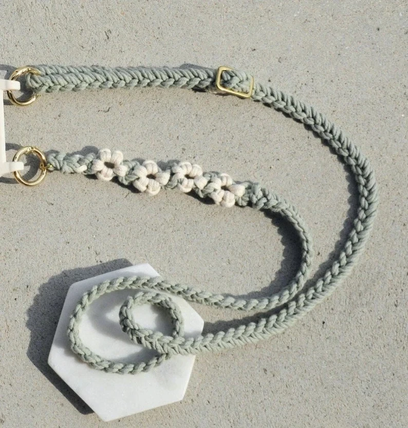 2023 New customized Daisy mobile phone chain Length adjustable Crossbody phone strap macrame Cell phone lanyard or necklaceW1548