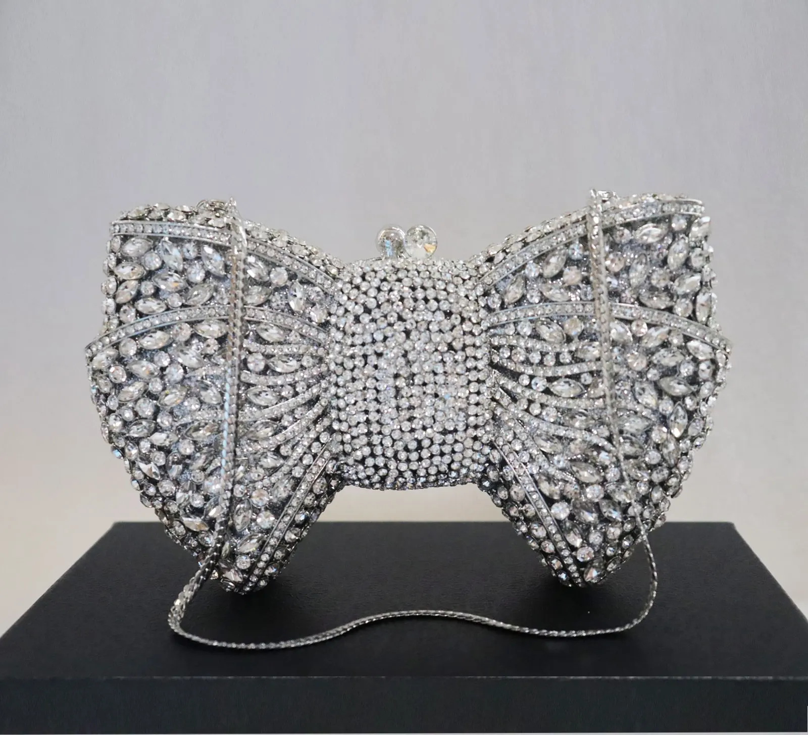 Изготовленный на заказ логотип Китай поставщик вечерние кошельки с кристаллами камень клатч в форме банта Свадебный женский галстук-бабочка клатч для женщин