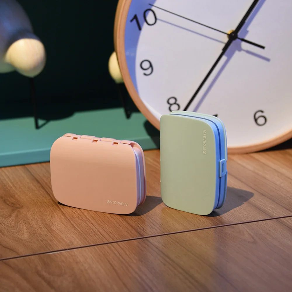 Portable Plastic Weekly Pill Organizer Case plastic pill box for Medicine Containers Wholesale PP Material