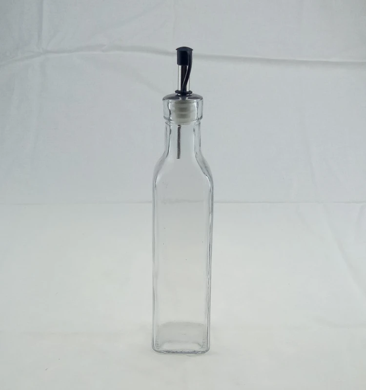 200 ml and 300 ml glass olive oil vinegar bottles with pourer lids