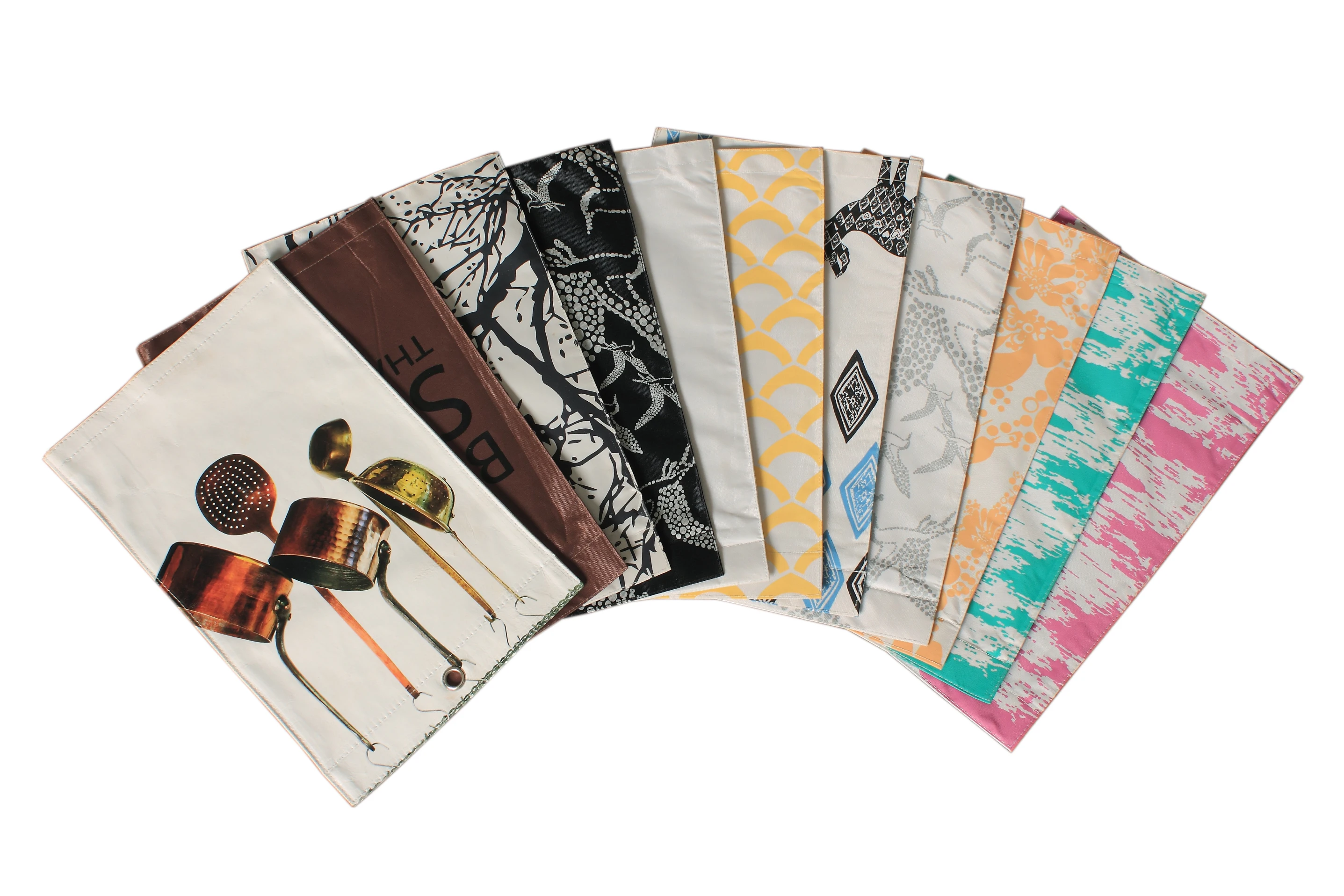 
lifelike pattern emergency anti fire blanket with digital printing bag manufacturers 