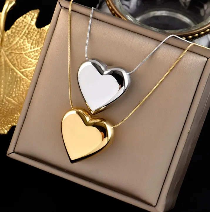 Простое металлическое колье 14k в стиле хип-хоп с подвеской в виде сердца персикового цвета из титановой стали Сексуальная цепочка до ключиц для девушек для женщин 2021