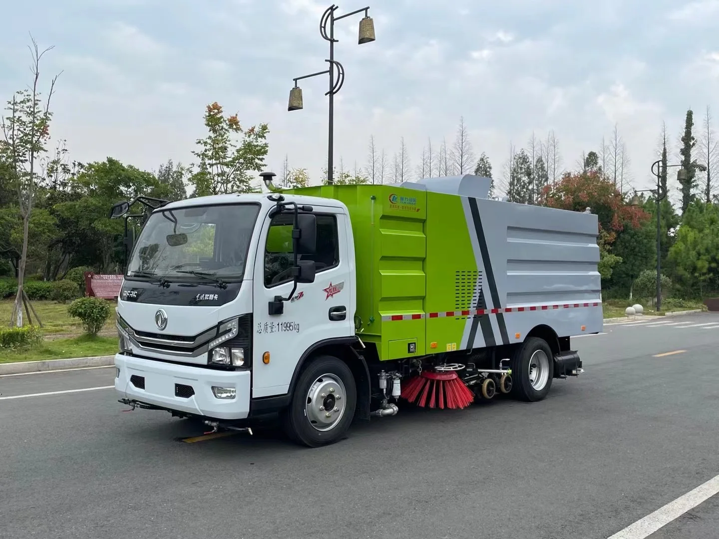 Продажа с завода уличная парковочная машина и строительная уборочная