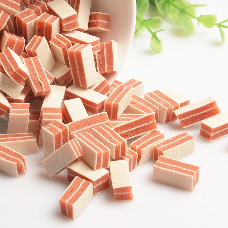 Hot sell factory wholesale natural chicken dry cat food healthy cat treats Mini Chicken Sandwich snacks for cat