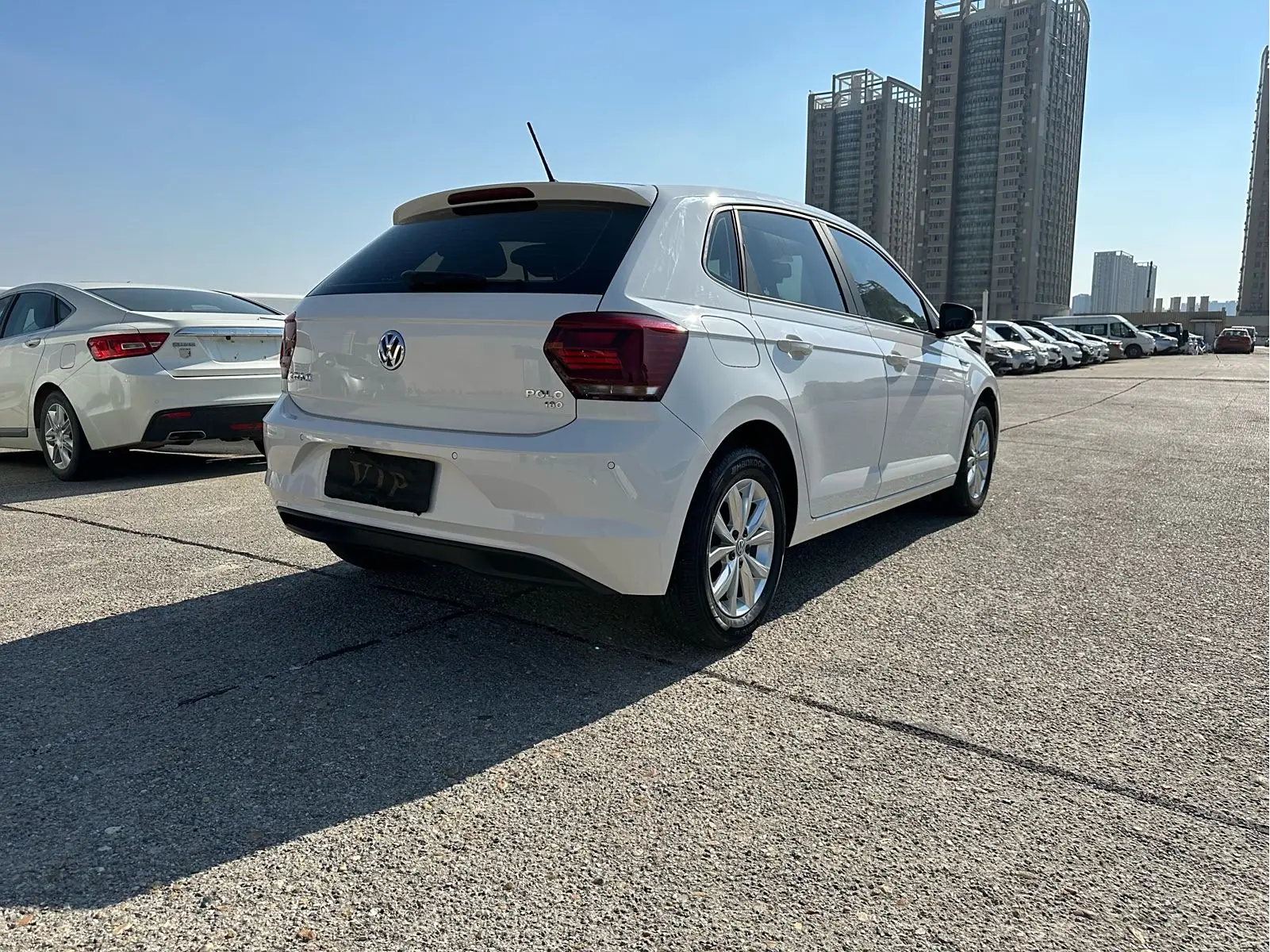 2019 Volks-wagen POLO PLUS 1.5L Hatchback Used Family Car Gearbox Aluminium Alloy Roof Rack Rear 0 KM Petrol Imported Sedan