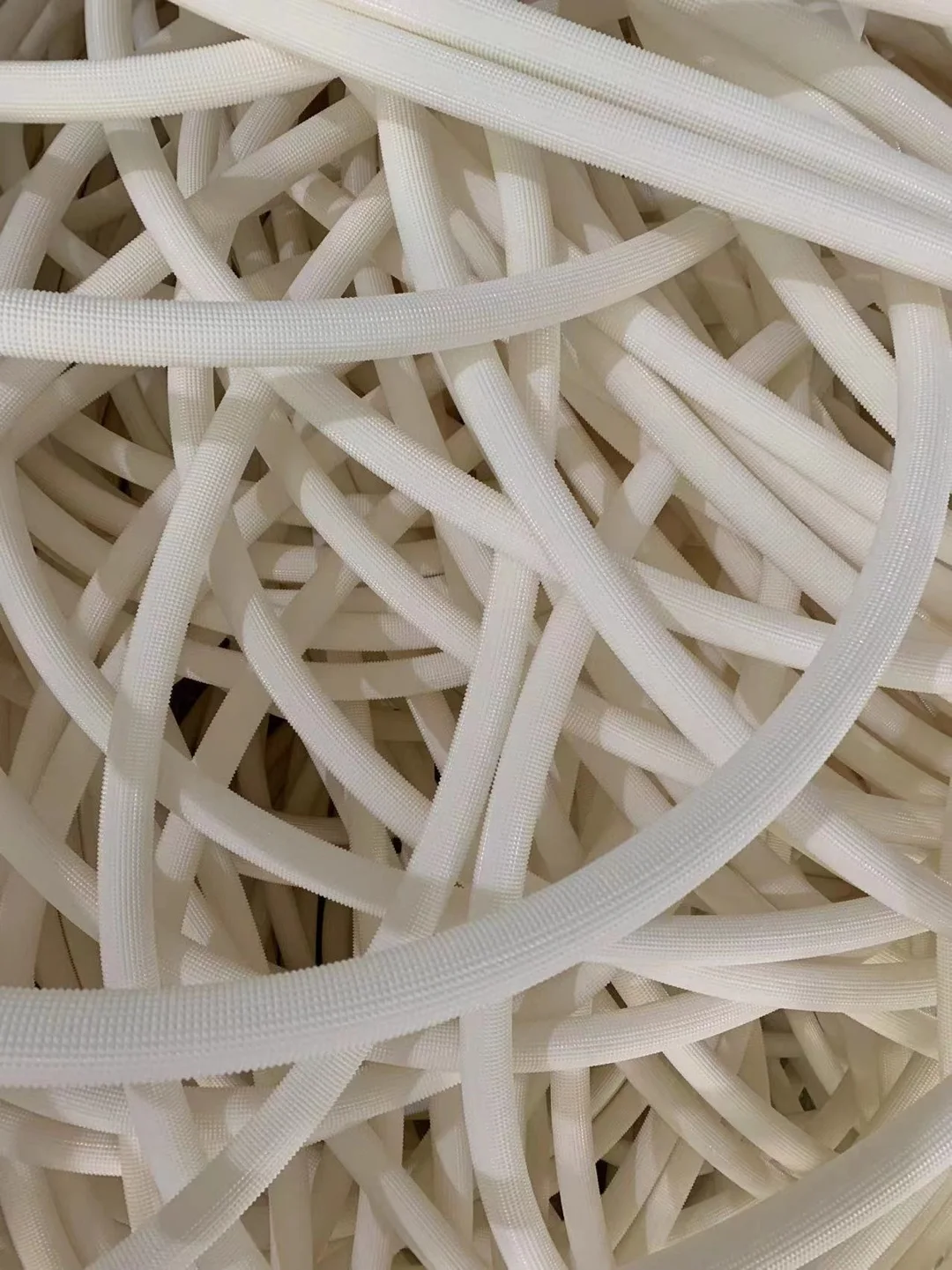 Pipe Insulation Tubing Heat Preservation Insulated  Length Handle Grips White PE foam tube