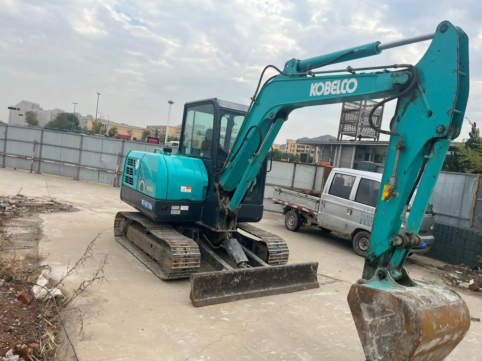 Used with Japanese original packaging excavator KOBELCO sk60 KobelCO SK60-10 6tons Used excavator KobelCO SK-low working hours