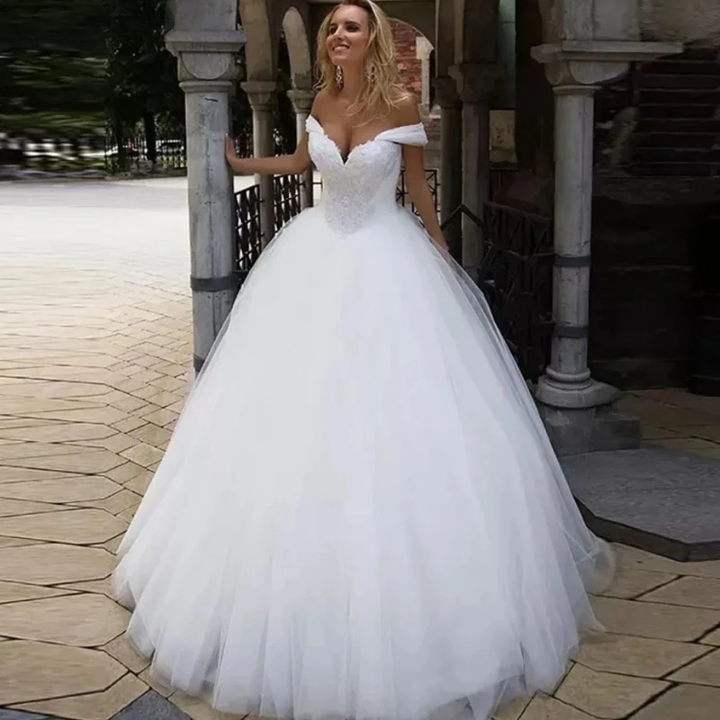 White Off the Shoulder Wedding Dresses Appliques Beaded A-Line Tulle Puffy Skirt Bridal Gown Sweep Train Robe De Mariage