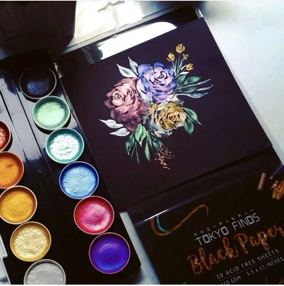 
Amazon Hot 12 Color Artist Metallic Watercolor Paint Set With Water Brush Pen for Painting Glitter Water Colour Pearlescent 